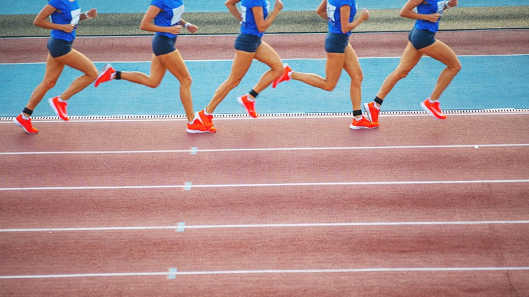 3月2日NBA常规赛推荐：雄鹿VS独行侠雄鹿上赛季交易得到了利拉德后，失去了霍乐迪和艾伦等悍将，防守端实力出现了断崖式下滑，最终止步于季后赛首轮。